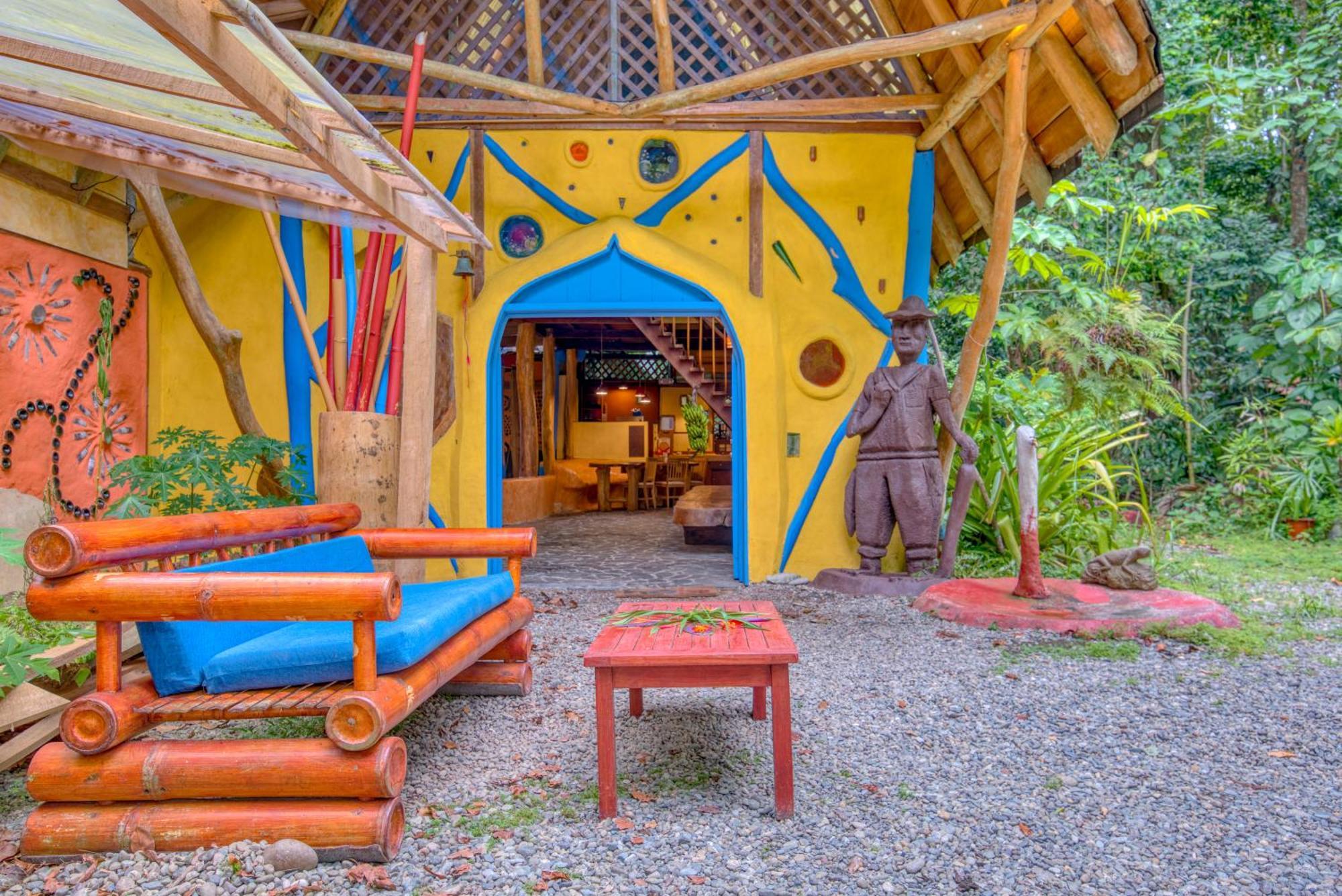 Tree House Beachfront Lodge Puerto Viejo de Talamanca Екстериор снимка